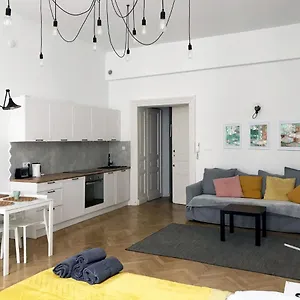 florianska-apartment.krakowhotelspoland.com/